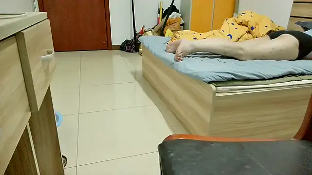 huzi518 online show from 09-09-25, 01:54