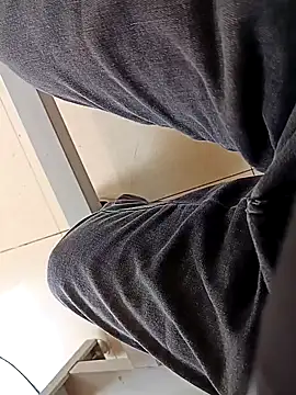 huzi518 online show from 10-23-25, 02:11