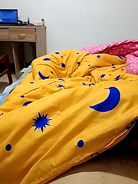 huzi518 online show from 04-05-26, 05:32