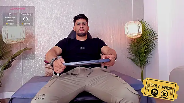 Colt Perci online show from 03-21-25, 04:06