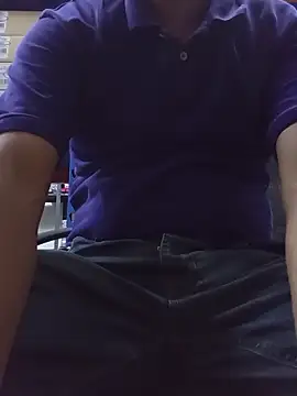 Andresguz35 online show from 10-23-25, 04:50