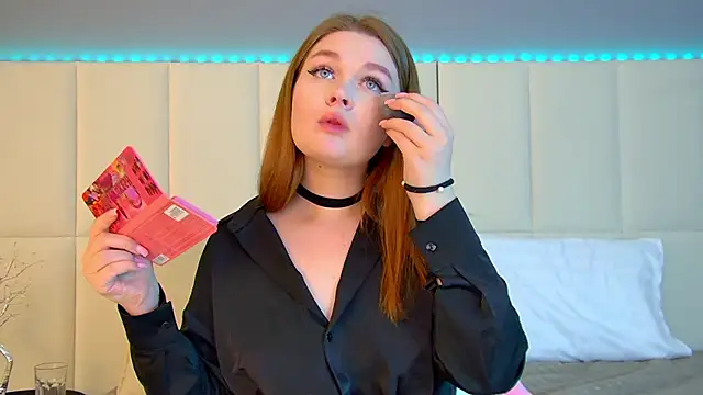 CrystalLyons online show from 03-02-25, 03:37