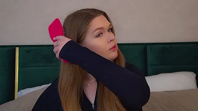 CrystalLyons online show from 02-03-26, 02:53