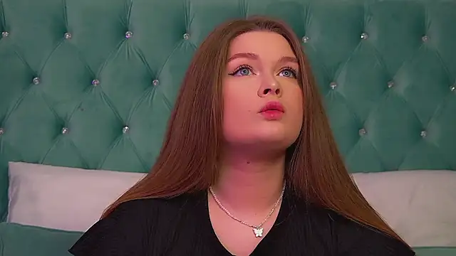 CrystalLyons online show from 02-19-26, 06:09