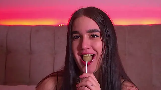 ChristinaMilton online show from 02-01-25, 12:29