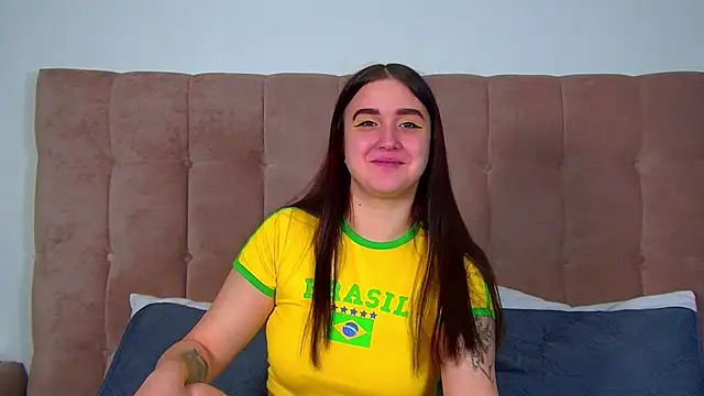 ChristinaMilton online show from 02-03-26, 06:40