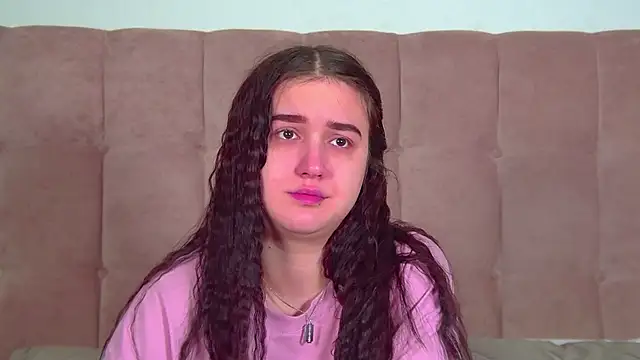 ChristinaMilton online show from 02-11-26, 07:24