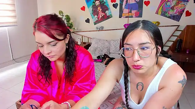 Snapshot of Marilynselxoveanalhard chatting on 01-03-25, 04:37 Marilynselxoveanalhard online show from 01-03-25, 04:37