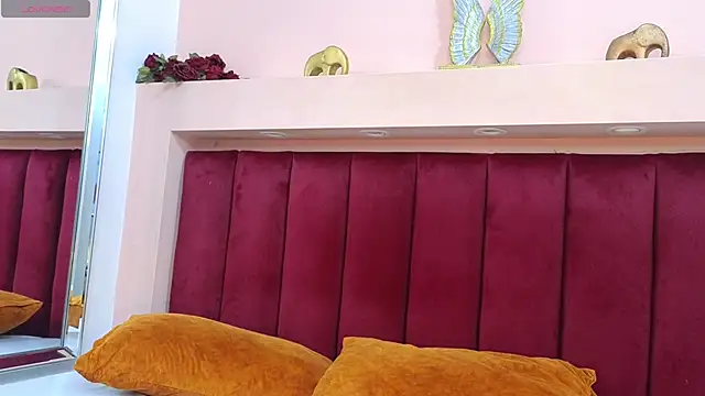 Snapshot of JESSYCORTES chatting on 02-05-25, 05:09 JESSYCORTES online show from 02-05-25, 05:09