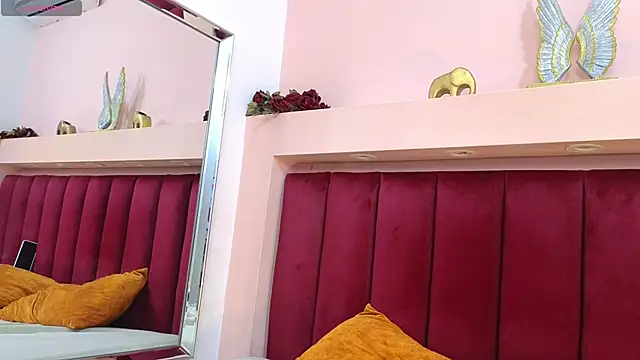 Snapshot of JESSYCORTES chatting on 02-07-25, 04:46 JESSYCORTES online show from 02-07-25, 04:46