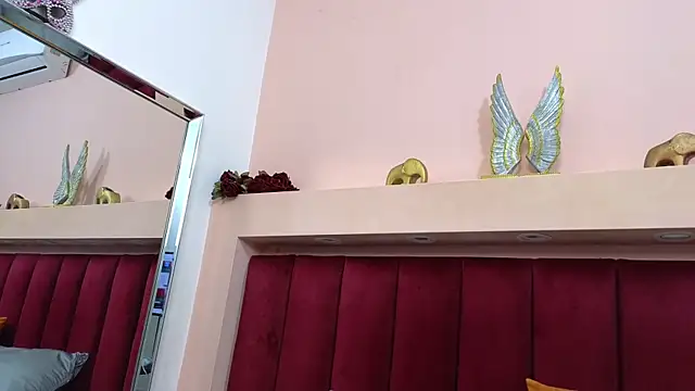 Snapshot of JESSYCORTES chatting on 02-28-25, 01:58 JESSYCORTES online show from 02-28-25, 01:58