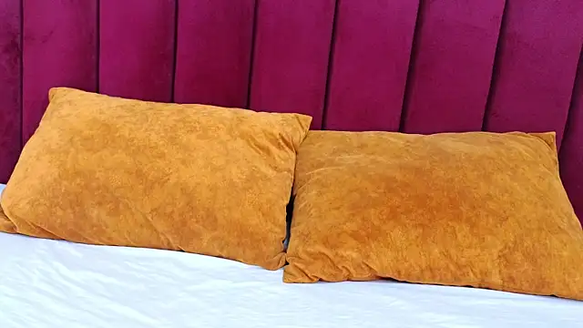 Snapshot of JESSYCORTES chatting on 03-13-25, 02:01 JESSYCORTES online show from 03-13-25, 02:01