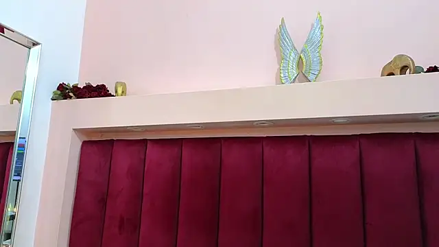 Snapshot of JESSYCORTES chatting on 03-14-25, 01:13 JESSYCORTES online show from 03-14-25, 01:13