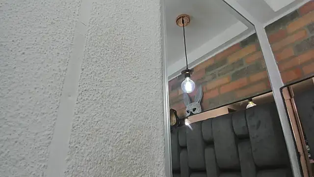 Snapshot of JESSYCORTES chatting on 10-13-25, 02:50 JESSYCORTES online show from 10-13-25, 02:50