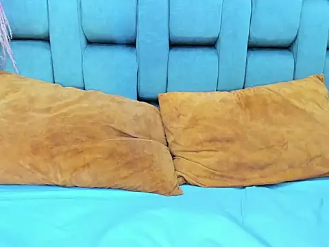 JESSYCORTES online show from 04-02-26, 03:26