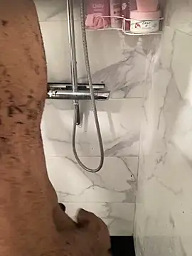 Snapshot of Lucascacaca chatting on 05-18-26, 10:10 Lucascacaca online show from 05-18-26, 10:10