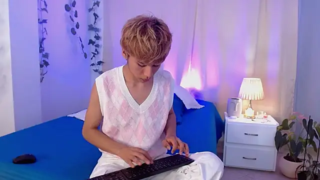 Tommyfoxboy online show from 01-30-25, 04:02