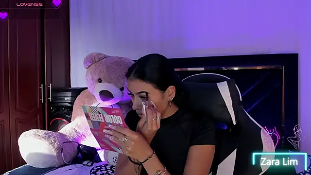 ZaraLim online show from 09-14-25, 09:47