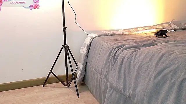 Snapshot of oceanthesquirter chatting on 02-28-25, 01:25 oceanthesquirter online show from 02-28-25, 01:25