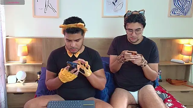 thiagowes online show from 10-31-25, 05:47