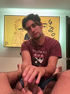 thiagowes online show from 02-22-26, 04:24