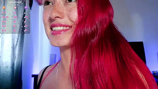 luccycollins  online show from 07-15-26, 05:51
