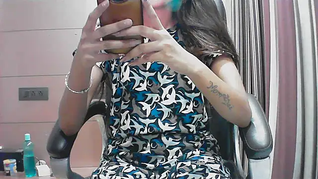 Snapshot of collage_hoty chatting on 09-16-25, 04:52 collage hoty online show from 09-16-25, 04:52