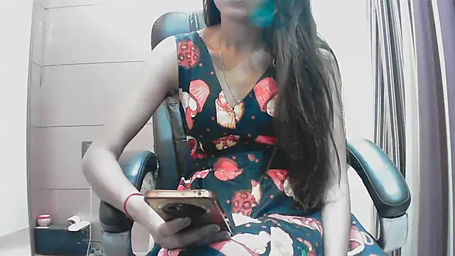 Snapshot of collage_hoty chatting on 10-11-25, 04:38 collage hoty online show from 10-11-25, 04:38