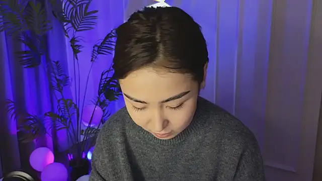 Deiri Delightful online show from 12-20-24, 08:49
