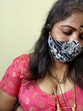 gaurika18 online show from 04-10-26, 09:36