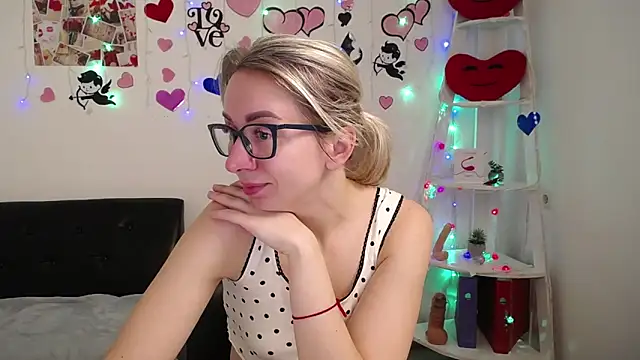 VasilisaSii online show from 02-05-25, 06:24