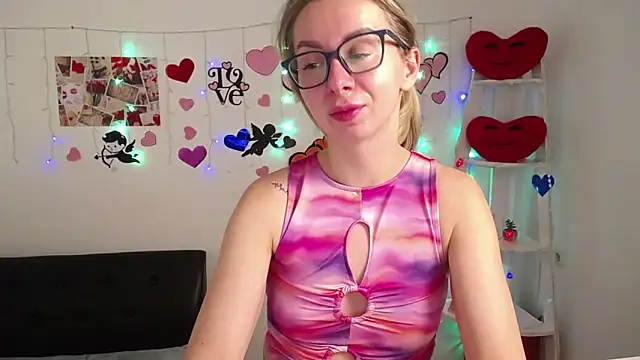 VasilisaSii online show from 02-15-25, 09:49