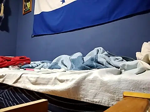 Snapshot of minitranca chatting on 11-19-25, 10:54 minitranca online show from 11-19-25, 10:54