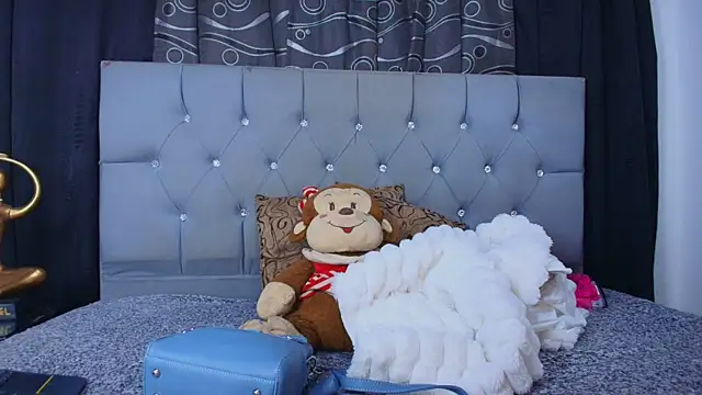 Snapshot of meggan_77 chatting on 11-20-25, 05:07 meggan 77 online show from 11-20-25, 05:07