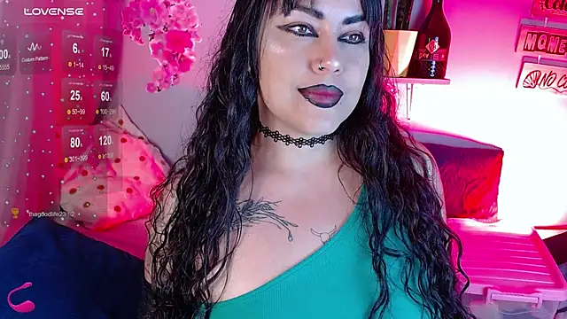 Snapshot of Any_ducan chatting on 11-18-25, 01:44 Any ducan online show from 11-18-25, 01:44