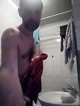 Andrzej-M online show from 03-07-26, 05:10