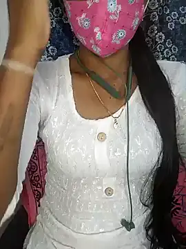 Snapshot of Miakhalifatamil chatting on 12-21-24, 07:27 Miakhalifatamil online show from 12-21-24, 07:27