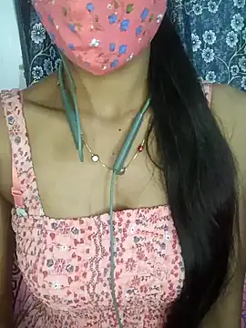 Snapshot of Miakhalifatamil chatting on 01-31-25, 04:27 Miakhalifatamil online show from 01-31-25, 04:27