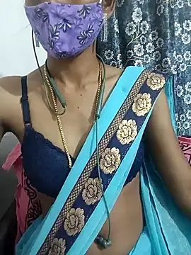 Snapshot of Miakhalifatamil chatting on 02-06-25, 09:17 Miakhalifatamil online show from 02-06-25, 09:17