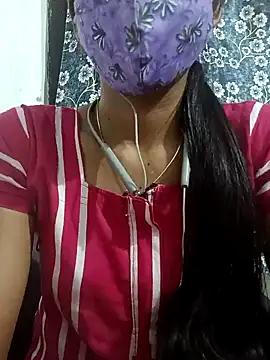 Snapshot of Miakhalifatamil chatting on 02-07-25, 09:37 Miakhalifatamil online show from 02-07-25, 09:37