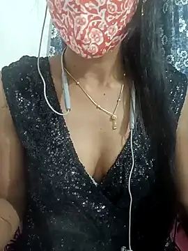 Snapshot of Miakhalifatamil chatting on 02-08-25, 06:22 Miakhalifatamil online show from 02-08-25, 06:22