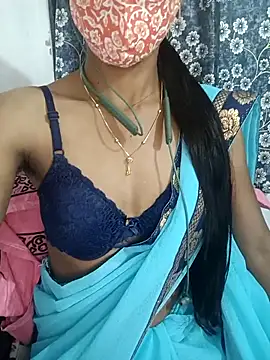 Snapshot of Miakhalifatamil chatting on 02-24-25, 06:26 Miakhalifatamil online show from 02-24-25, 06:26