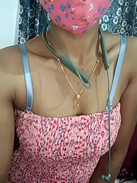 Snapshot of Miakhalifatamil chatting on 02-28-25, 05:04 Miakhalifatamil online show from 02-28-25, 05:04