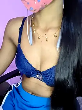 Snapshot of Miakhalifatamil chatting on 09-23-25, 02:36 Miakhalifatamil online show from 09-23-25, 02:36