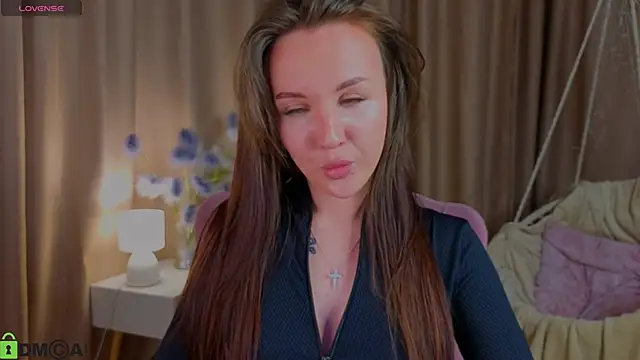 Snapshot of Wendy_mm chatting on 10-16-25, 04:08 Wendy mm online show from 10-16-25, 04:08