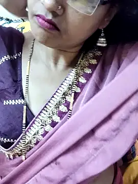 Snapshot of anuradha1432 chatting on 09-10-25, 10:37 anuradha1432 online show from 09-10-25, 10:37