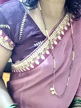 Snapshot of anuradha1432 chatting on 09-13-25, 07:52 anuradha1432 online show from 09-13-25, 07:52