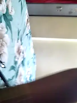 Snapshot of anuradha1432 chatting on 10-02-25, 08:21 anuradha1432 online show from 10-02-25, 08:21