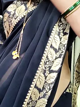 Snapshot of anuradha1432 chatting on 10-07-25, 08:22 anuradha1432 online show from 10-07-25, 08:22