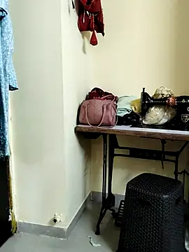 Snapshot of anuradha1432 chatting on 10-14-25, 09:54 anuradha1432 online show from 10-14-25, 09:54